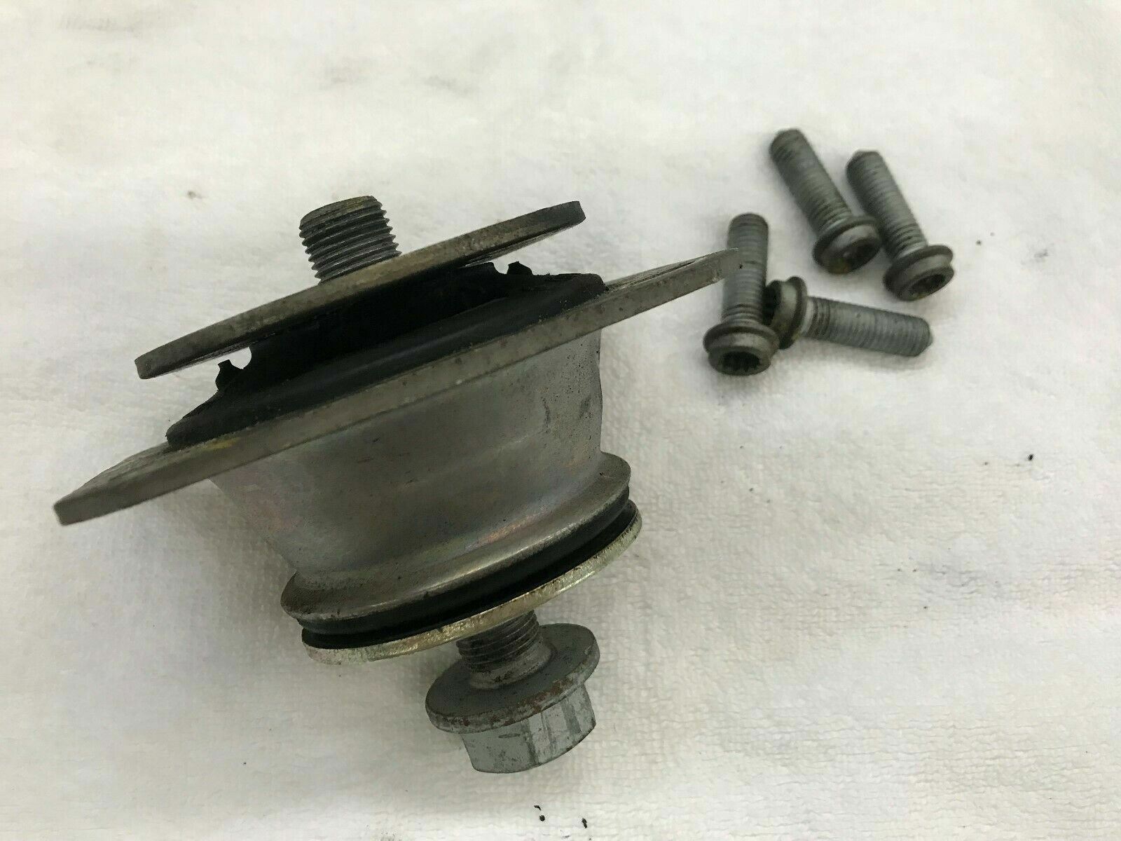 LAMBORGHINI GALLARDO LP550 560 570 TRANSMISSION RUBBER MOUNT OEM 420399151B