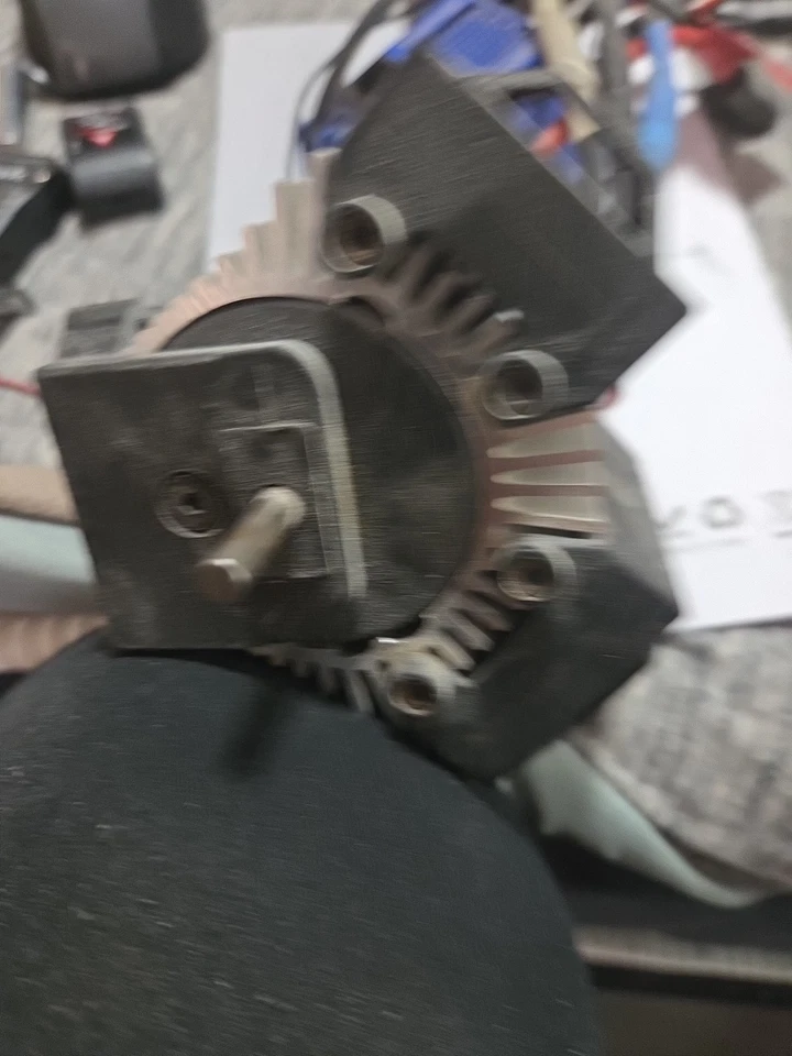 Двигатель и электронный регулятор хода Traxxas XRT 8s с радиатором и вентиляторами - Изображение 4 из 4