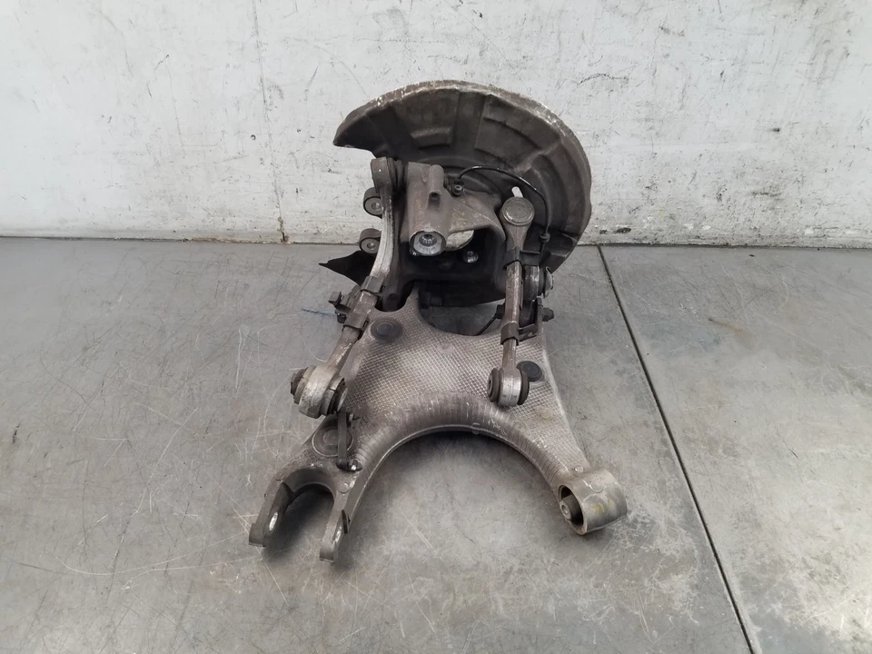 BMW M5 F10 2013 buje trasero derecho brazos de control de nudillos - * #6234 Q1 Foto 3 de 4