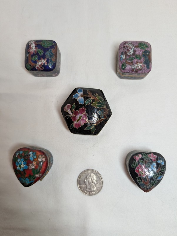 Vintage Miniature Group of 5 Cloisonne Pill/Trinket Boxes Floral Enamel Brass