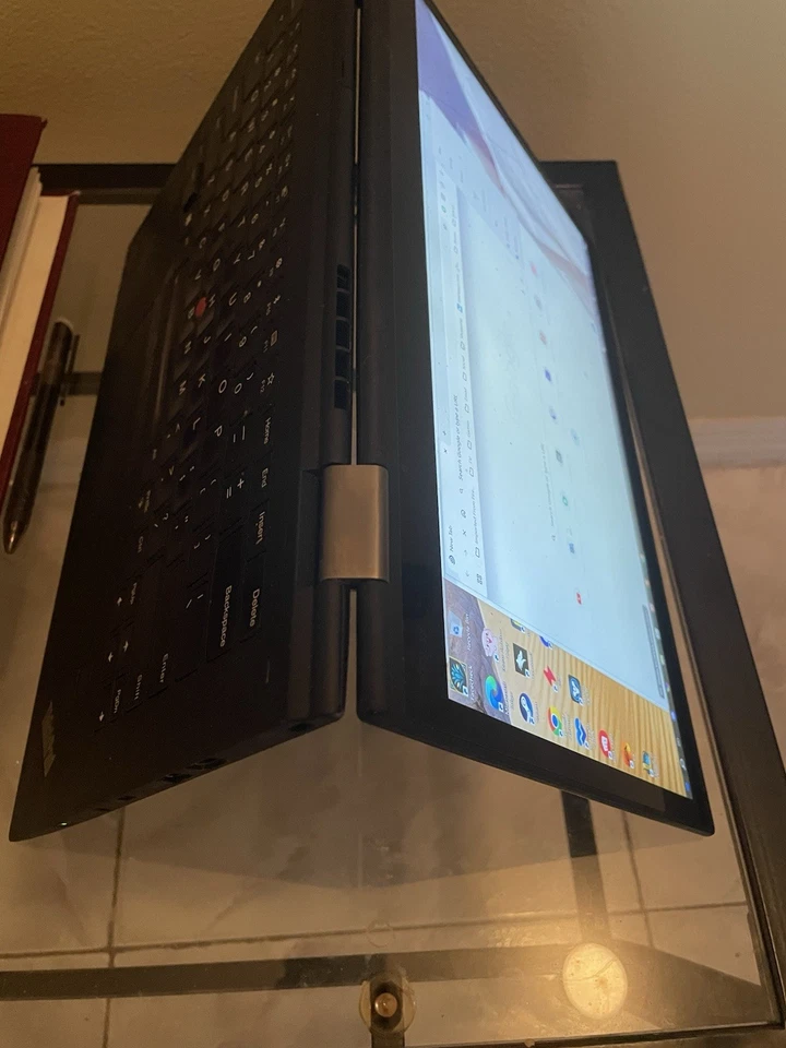Lenovo ThinkPad X1 Yoga 2 en 1 I7-7500U, 8 GB RAM, 512 GB SSD Foto 2 de 4