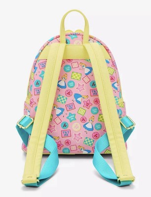 Loungefly Disney Alice in Wonderland eat me scented Cookies  display picture 3