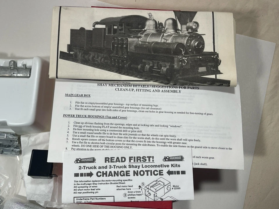 Vintage NOS Roundhouse HO 3 Truck Shay Locomotive Kit Sierra Railway Complete - Image 3 of 4