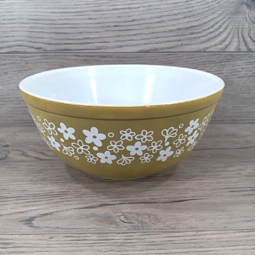 Vintage Pyrex 403 Green Spring Blossom Crazy Daisy 2 1/2 Quart Mixing Bowl