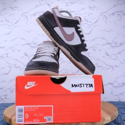 Nike Dunk Low SE Medium Ash Violet Snakeskin Low Sneakers HV6932-299 Mens Size 9