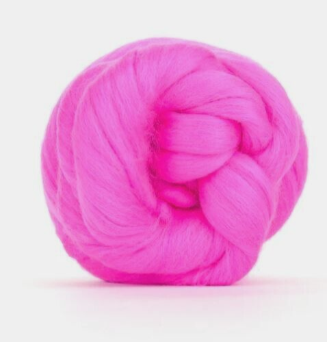 Pink Merino Wool dyed fibre roving / tops - 50g - needle felting / hand spinning
