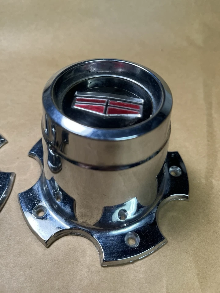 Mercury Comet 1973 par de tapas centrales D3ZA-1141-AA OEM Foto 4 de 4