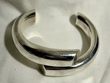 Tiffany & Co RARE Overlap Silver Bangle SMALL Bracelet Cuff