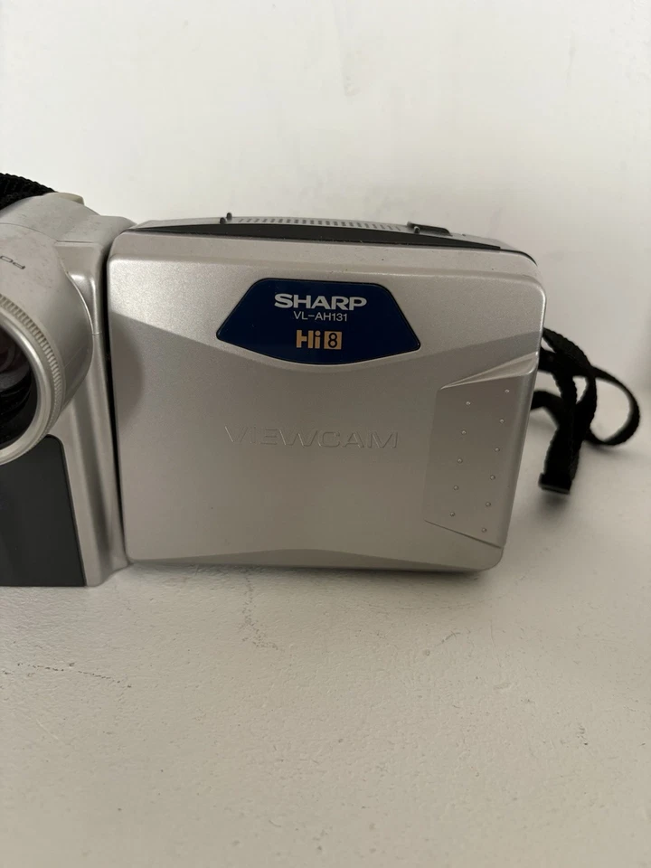 Sharp VL-AH131H Hi-8 Viewcam Camcorder With Charger, Instructions & Manual - Image 3 of 4