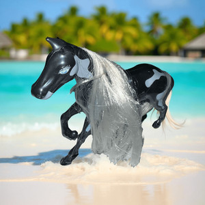 Greenbrier Black and Gray Glossy Horse Gray Hair Figure B14