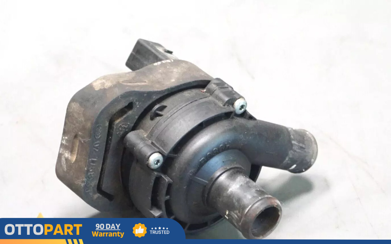 03-15 Mercedes W211 E350 SLC300 ML550 Auxiliary Water Pump Heater 0002010340 OEM