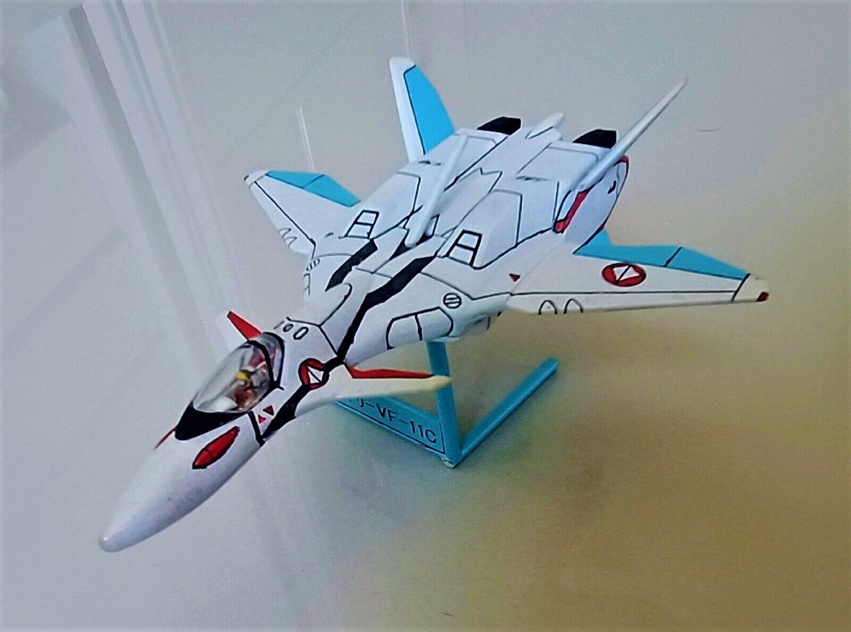 1/144 マクロス7 セブン VF-11C 2mvetro Amazon.co.jp: 1／144 マクロス7 バルキリー VF-11C サンダー