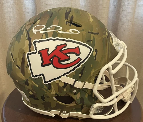 PATRICK MAHOMES Signed Full Size AUTHENTIC Salute Service Camo SPEED Helmet BAS