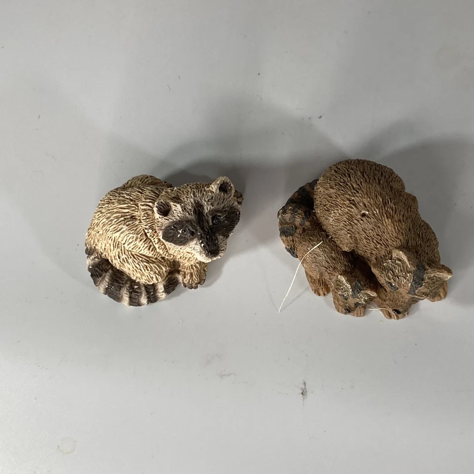 Vintage 1980s Stone Critters Littles Raccoon Lot of 2 Refrigerator Magnets - Image 3 of 4