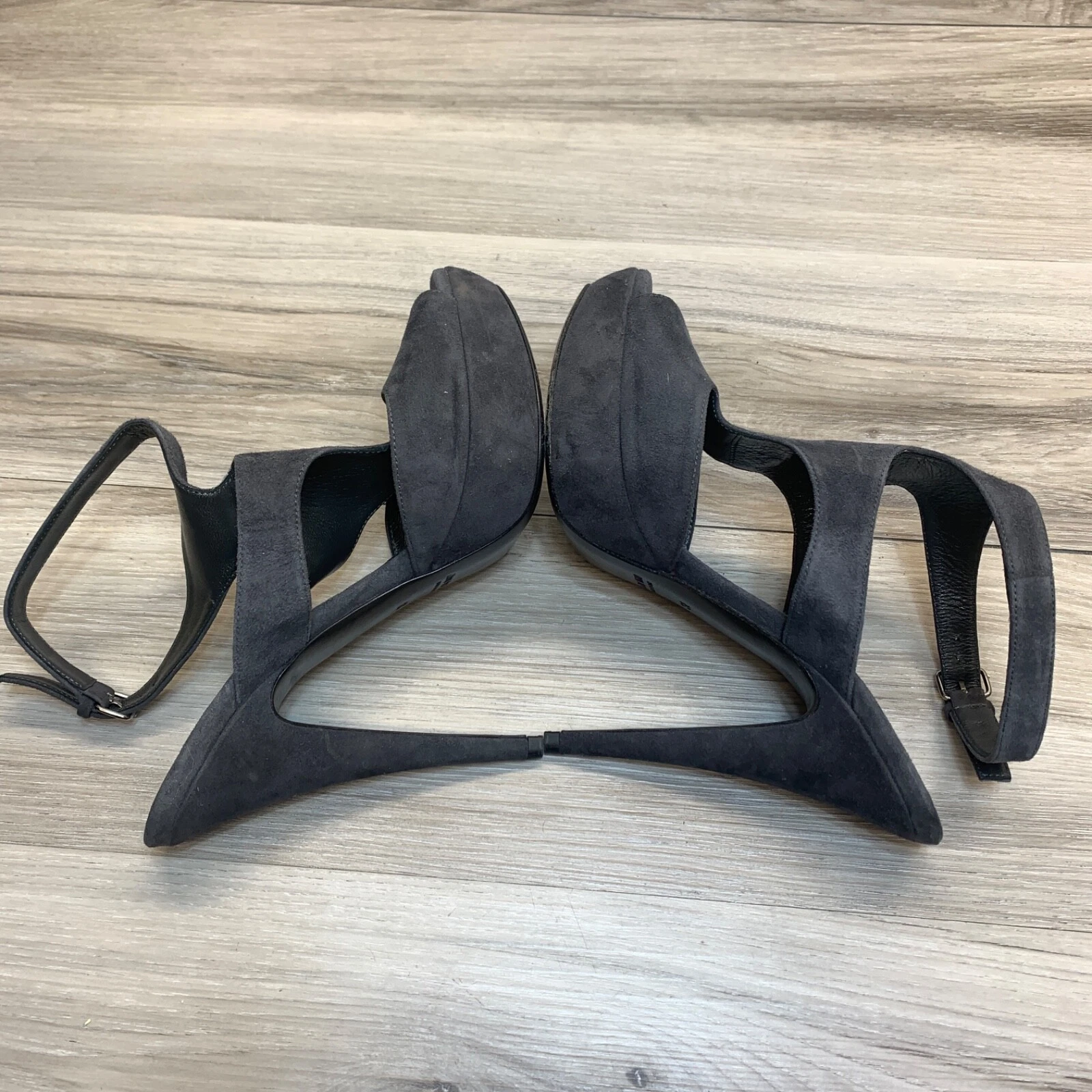 Scarpe con tacco alto Miu Miu donna grigio pelle scamosciata punta aperta stiletto taglia 38