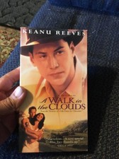 A Walk in the Clouds (VHS, 1996)