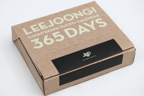 Lee Joon Gi Countdown 365 Days Photo Desk Calendar – Kdrama Actor & K-pop Star - Picture 2 of 6