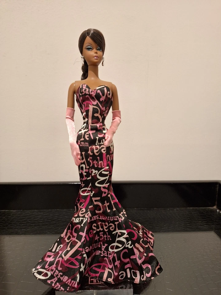 Barbie AA Silkstone 45 Aniversario Mattel-Pelo Morena Largo Sedoso-Muñeca Muy Buena! Foto 2 de 3