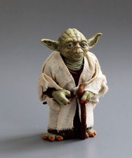 Star Wars 8 Master Yoda PVC Figure Toys Movable Statue Doll 12cm Collectible