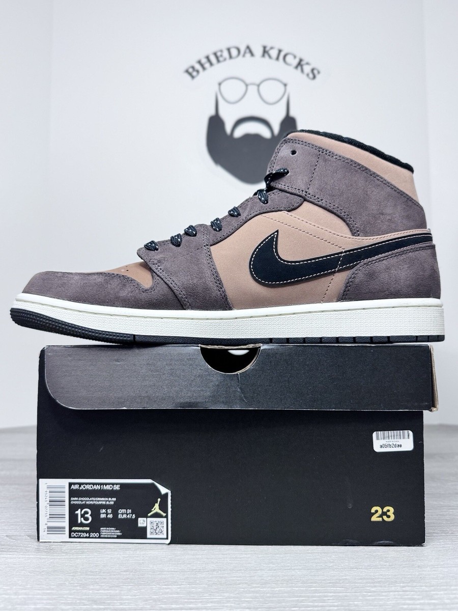 スニーカー Nike Air Jordan 1 Mid SE Dark Chocolate DC7294-200 s-l1200.jpg