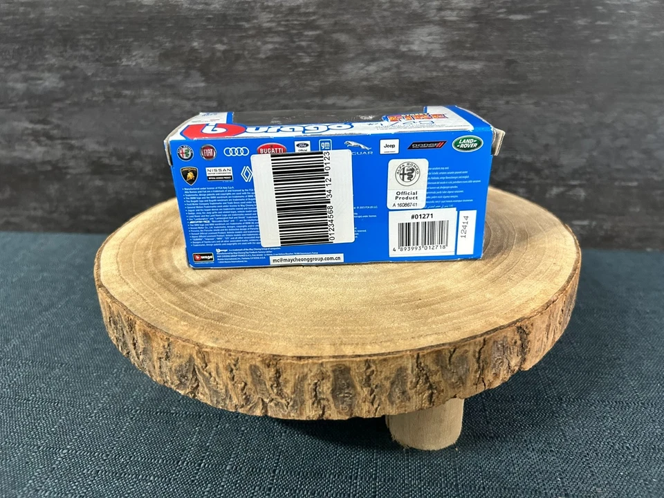 ALFA ROMEO STELVIO ESCALA 1/43 BBURAGO Modelo De Coche De Metal Rojo - Imagen 4 de 4