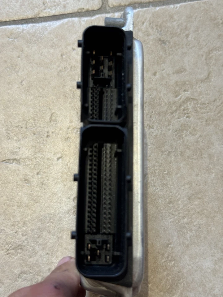 Centralina Motore Audi Tt Mk1 8n0906018ab 180cv AJQ - Immagine 2 di 3