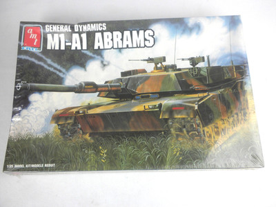 Vintage 1989 AMT General Dynamics M1-A1 Abrams Tank 1/35  Model Kit 8675 SEALED