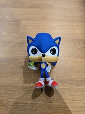 VINILO FUNKO POP #284 SONIC EL ERIZO CON FIGURA ESMERALDA SERIE DE JUEGOS