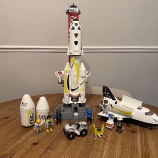 Playmobil Cohete Espacial 9488 y Estación Misión Marte 9487 inc repuestos 9489