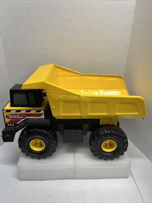 Tonka Truck 354 Metal Classic Mighty Dump Truck 2012 - 16 X 10