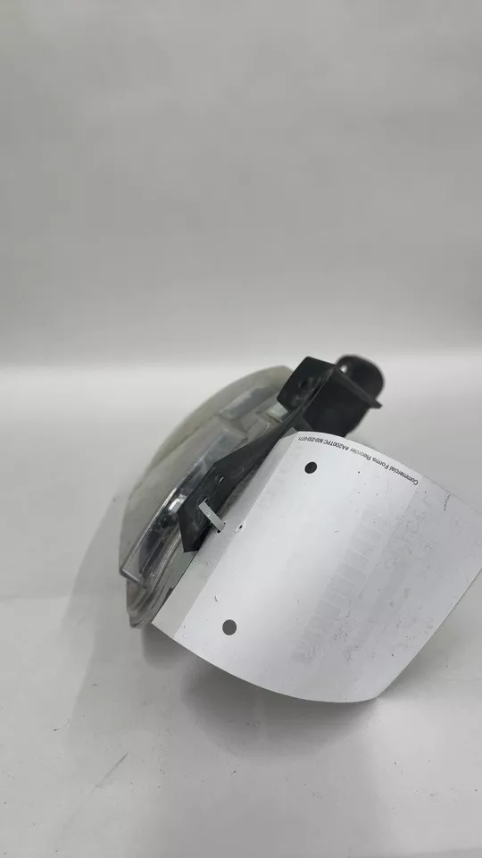 Chevrolet Avalanche 1500 2002-06 conducción antiniebla (montado en parachoques) Foto 4 de 4