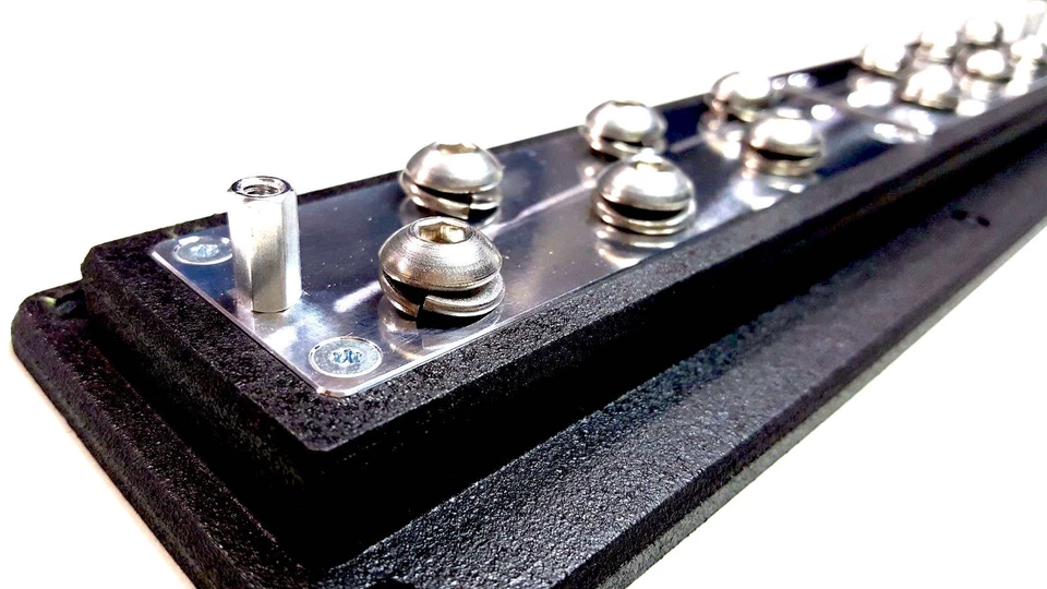 Steve Meade SMD 12 Spot Split Power & Ground Distribution Block Heavy Duty - Image 3 of 3