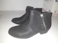 London Fog "Back Alley" black Boots size Youth girls 5 M , shelf200box11