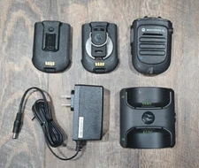 Motorola PMMN4095 Wireless Bluetooth Speaker Mic w/ Charger for APX Radio