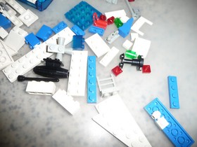 Lego Classic Space 6890 Cosmic Cruiser - near complete, nice