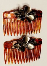 Vintage Floral Hair Accessory Combs Pair Metal Silvertone Flowers 2" x 3"