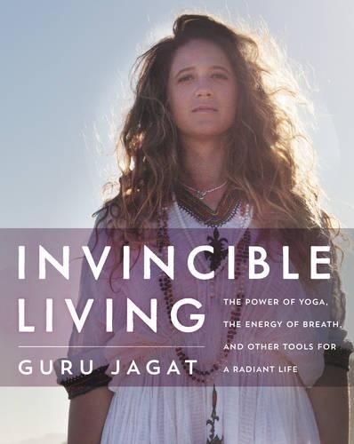 Thumbnail - Guru Jagat Invincible Living (gebundene Ausgabe)