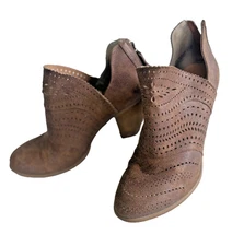 Not Rated Women's  High Heel V-Cut Cut Out  Ankle Boots  Brown 7.5