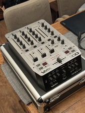 Behringer VMX300 3-Channel Mixer with Innox Flight Case