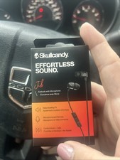 NEW Skullcandy Effortless Sound Earbuds W/Microphone Remote-Control Music Calls