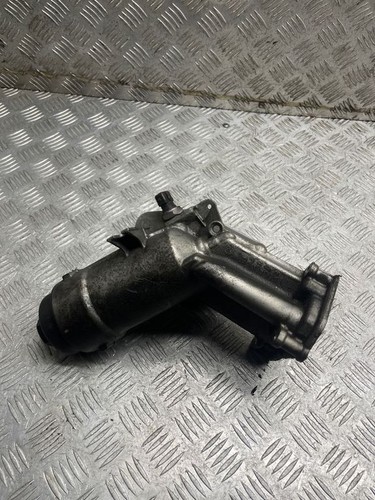 BMW 5 E60 E61 2004 Diesel 160kW Halterung Ölfilter / Ölkühler DRA76890