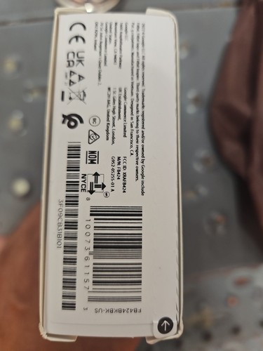 Seal Is UNOPENED - Fitbit - Inspire 3 Health & Fitness Tracker - Midnight Zen - Picture 3 of 3