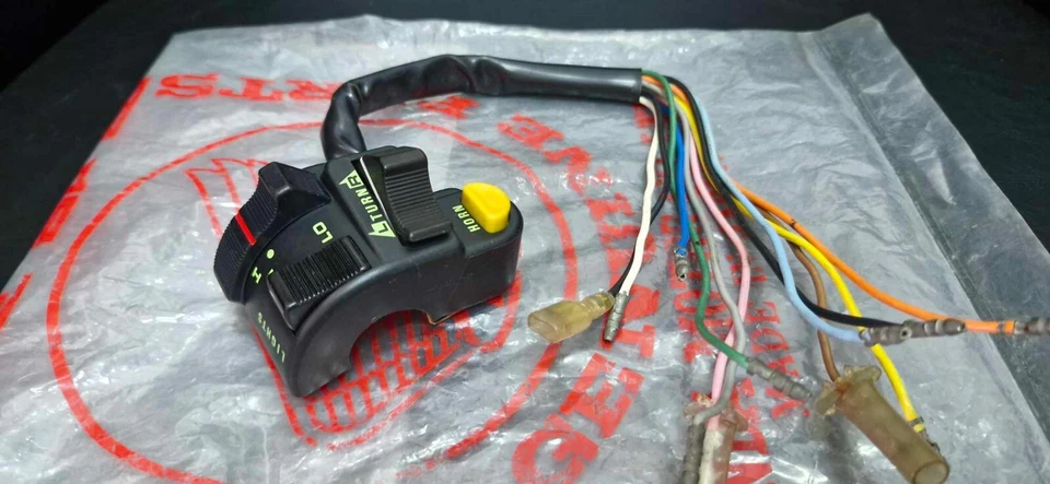 HONDA MB50 MB5 1982 L/H SWITCH GEAR ASSY 35210-166-003 nos japão - Imagem 3 de 4