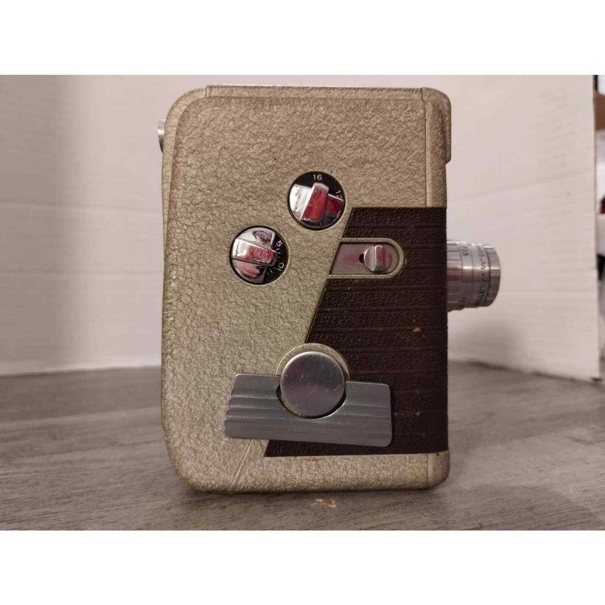 Caméra Revere Eight Model 80 – 8 Mm – Vintage – Fonctionnelle