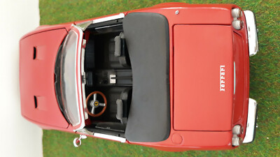 Hot Wheels Ferrari 365 GTS – 1/18 – Cabriolet Rouge – Sans Boîte