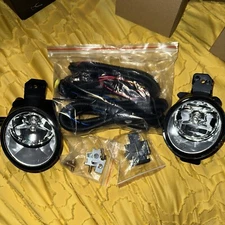 Driver Passenger Sides Fog Light Lamps w/ H11 Halogen Bulbs For Nissan, Infiniti