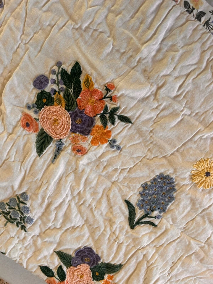 Edredón Pottery Barn Kids Rifle Paper Co. Jardín Fiesta Bosque Bebé “Sofía” LEER Foto 3 de 4