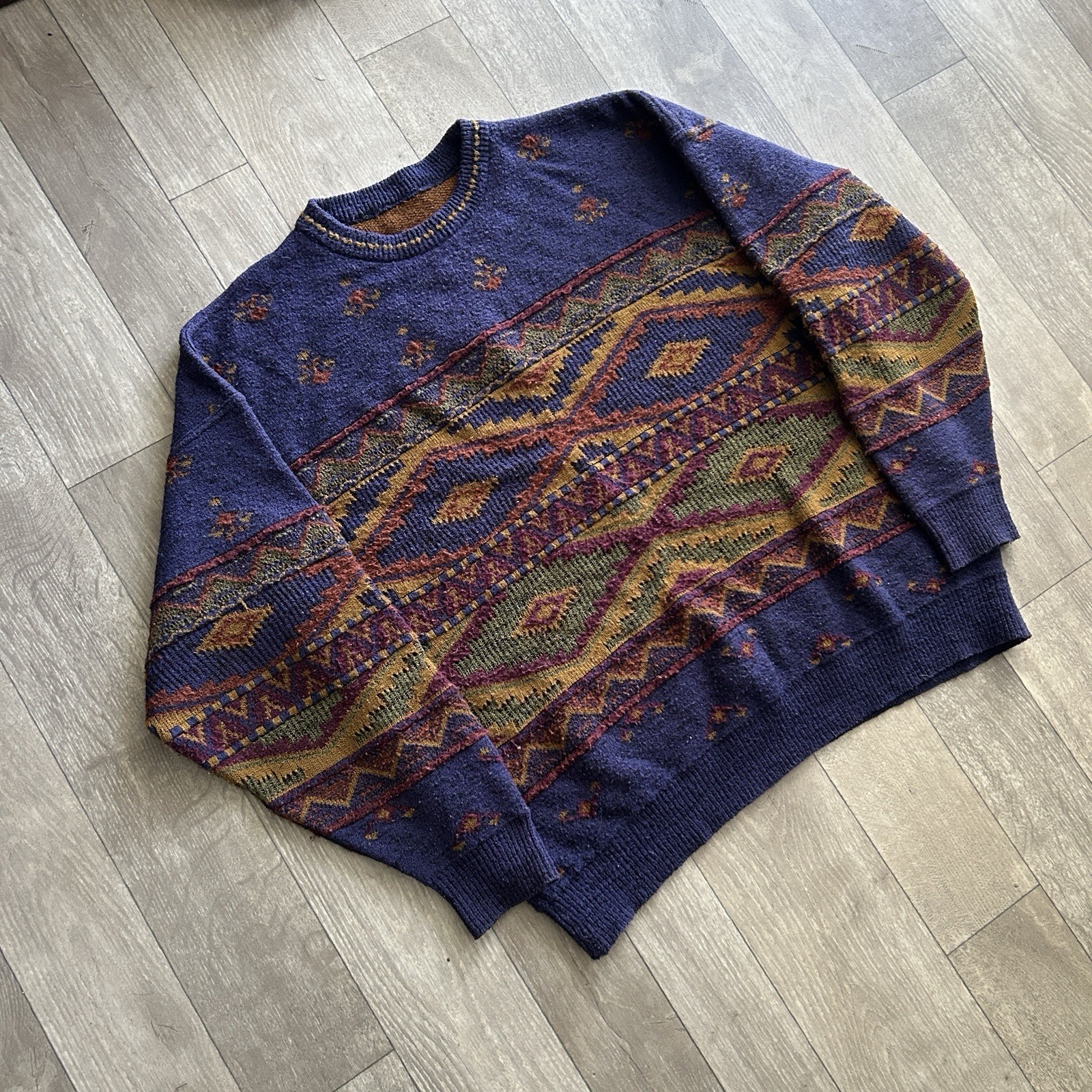 Vintage Wool Aztec Pattern Sweater Heavyweight Kn… - image 2
