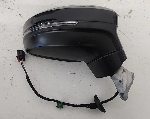 2018 - 2022 Volkswagen Tiguan Door Mirror 6 Wire Signal Black Passenger OEM 2309
