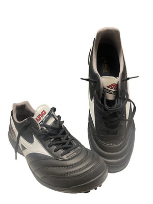 Morelia Sala Elite TF Black / White  UK9 / US10 EU43